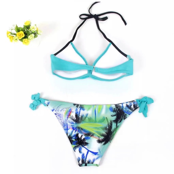 Sexy two piece bikini swimsuit with push up top - Picture 3 of 4